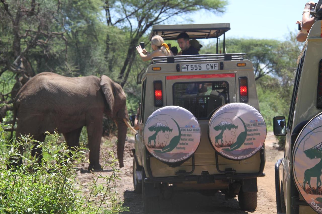Arusha Holiday Safari Exterior foto